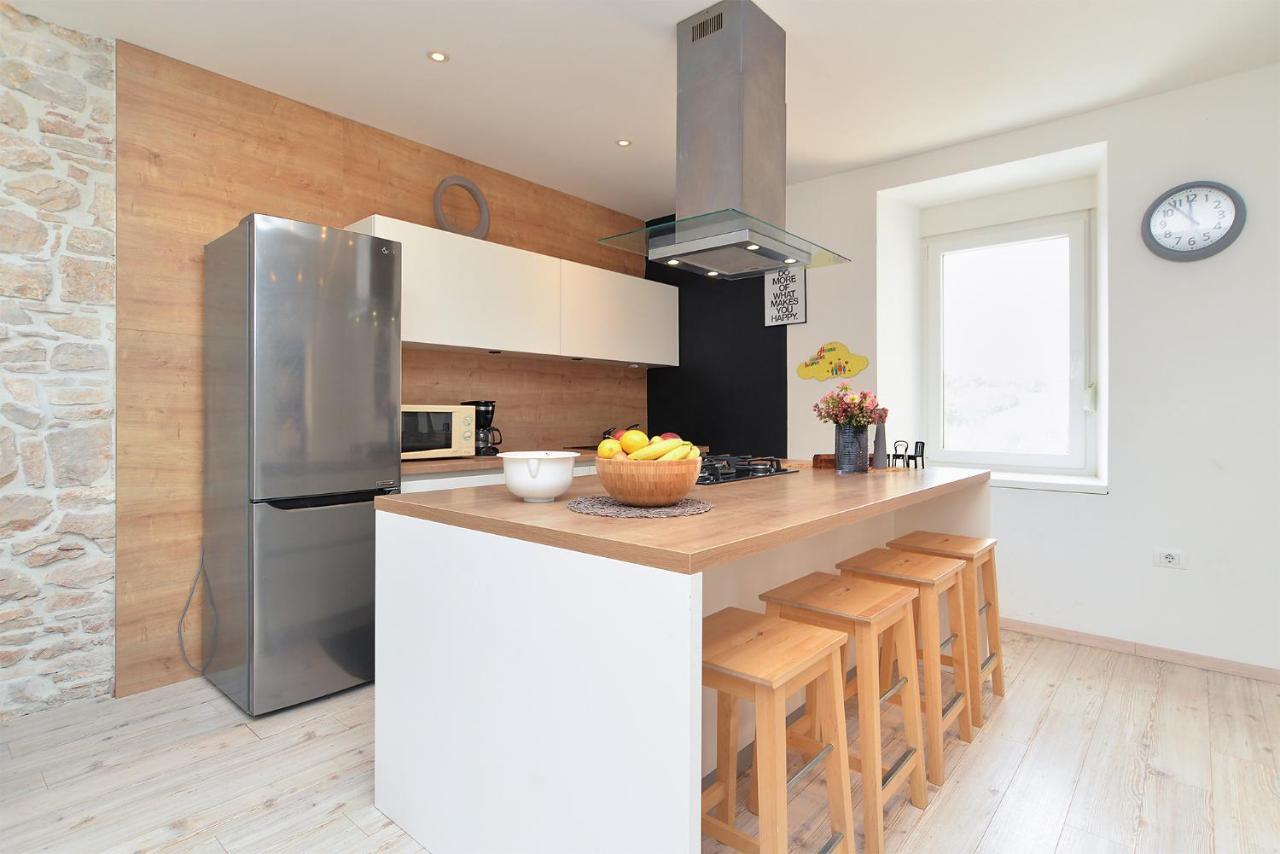 House Dragan 1231 Villa Пула Екстериор снимка