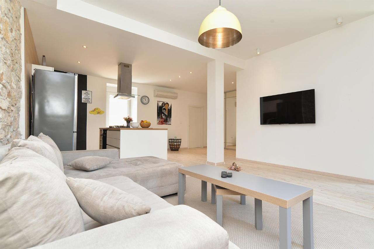 House Dragan 1231 Villa Пула Екстериор снимка