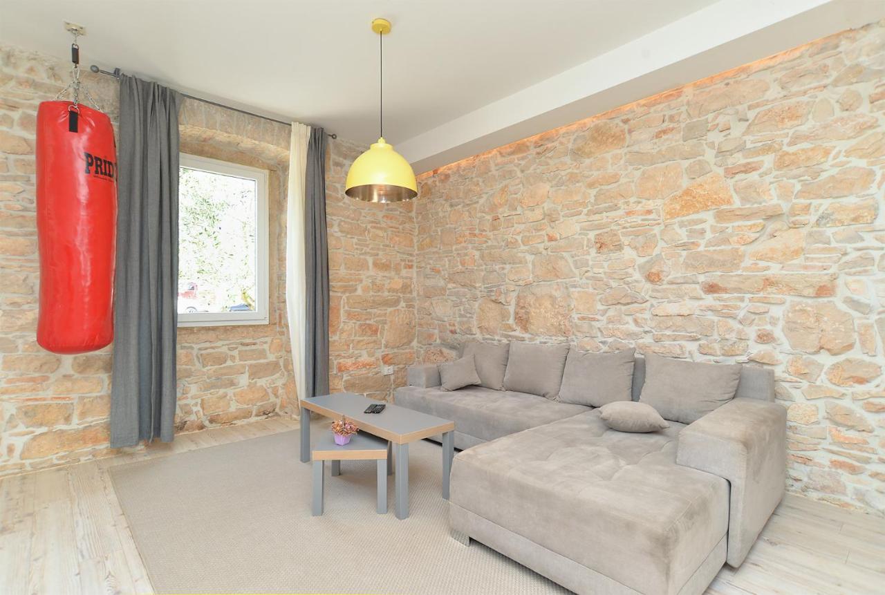 House Dragan 1231 Villa Пула Екстериор снимка