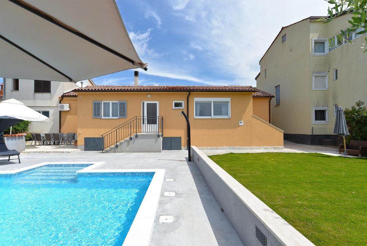 House Dragan 1231 Villa Пула Екстериор снимка