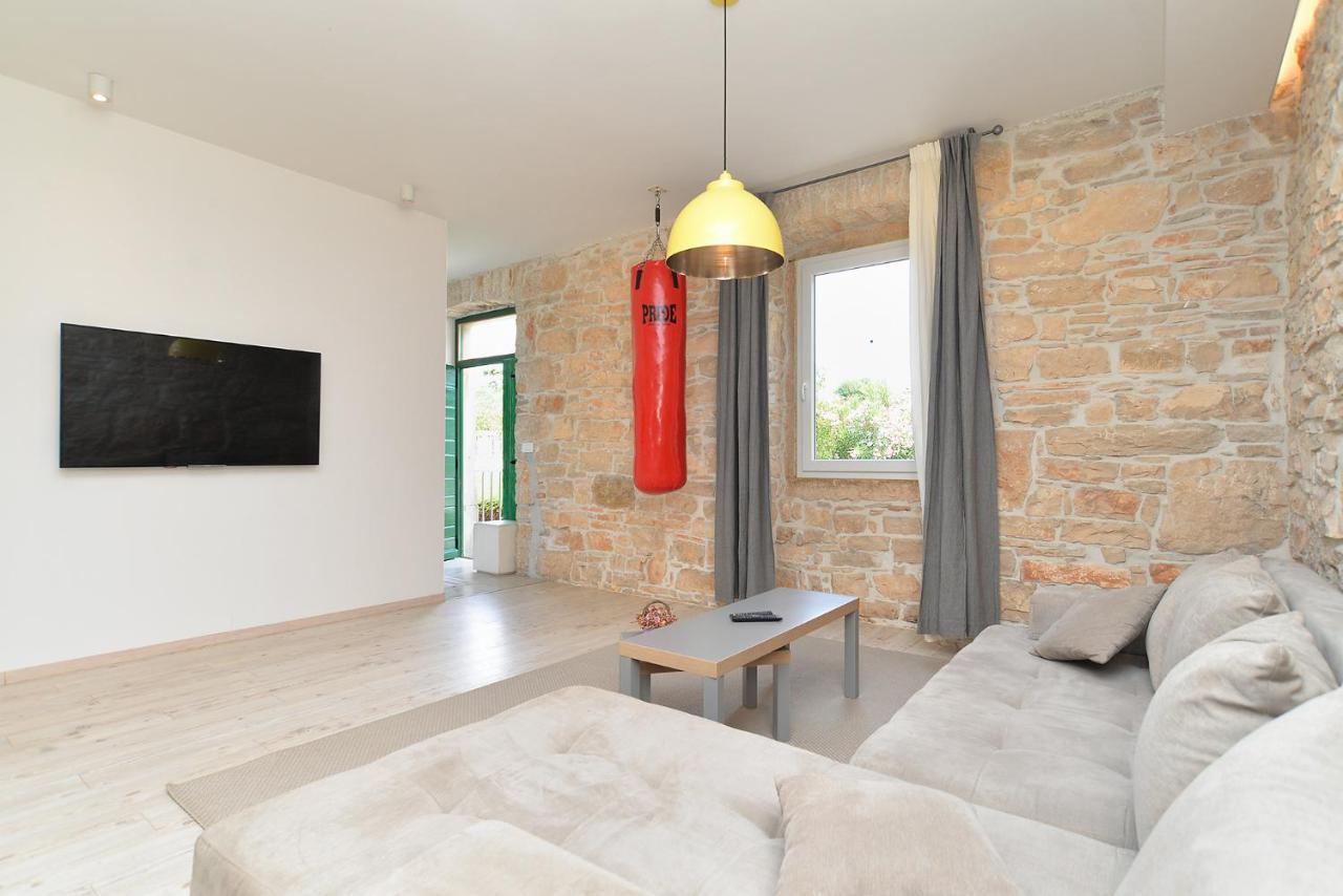 House Dragan 1231 Villa Пула Екстериор снимка