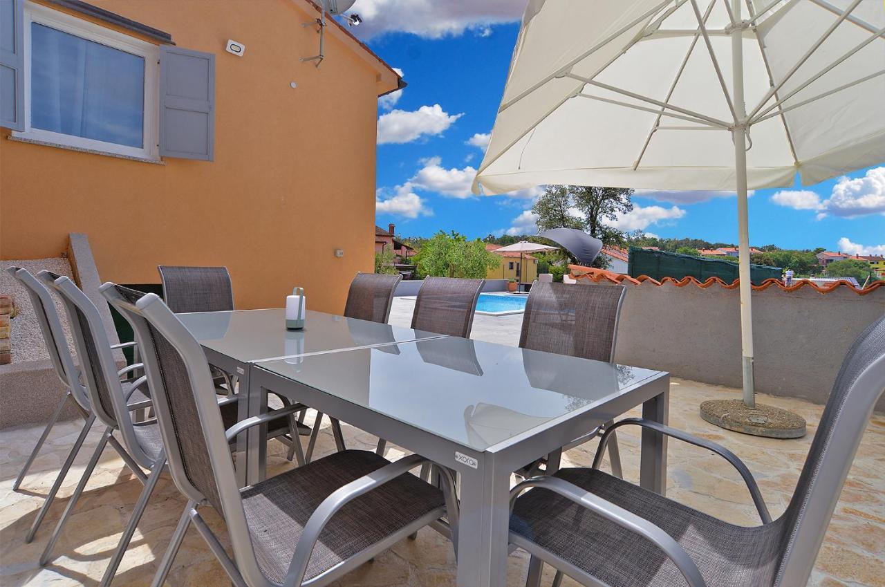 House Dragan 1231 Villa Пула Екстериор снимка