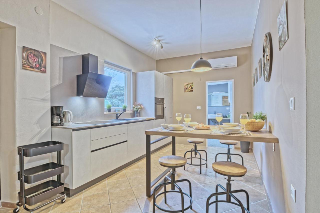 House Dragan 1231 Villa Пула Екстериор снимка