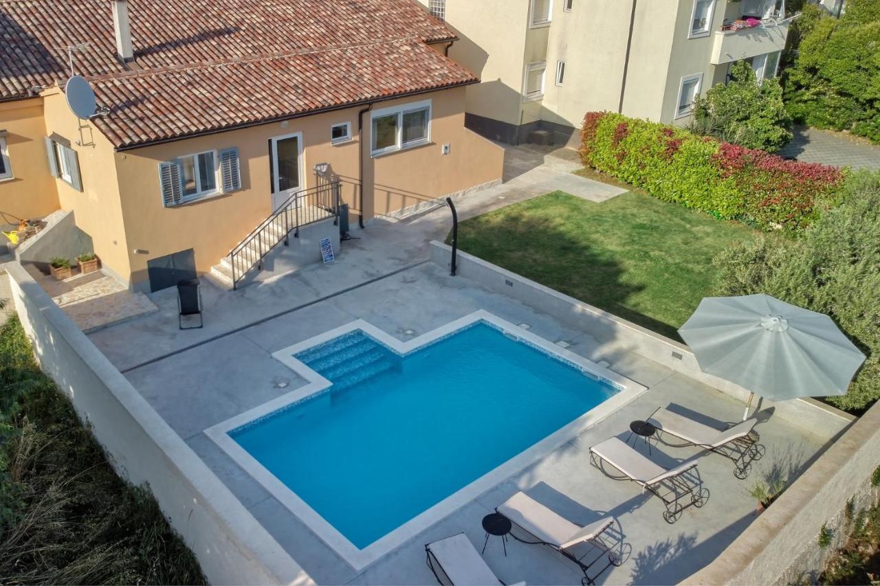 House Dragan 1231 Villa Пула Екстериор снимка
